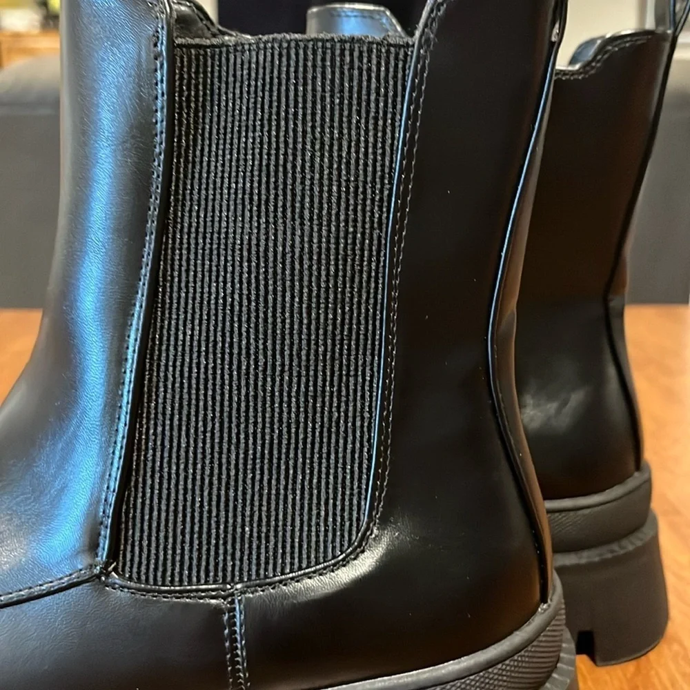 NWT Lane Bryant Leather Moto Boots size 10.5W. - Picture 6 of 9